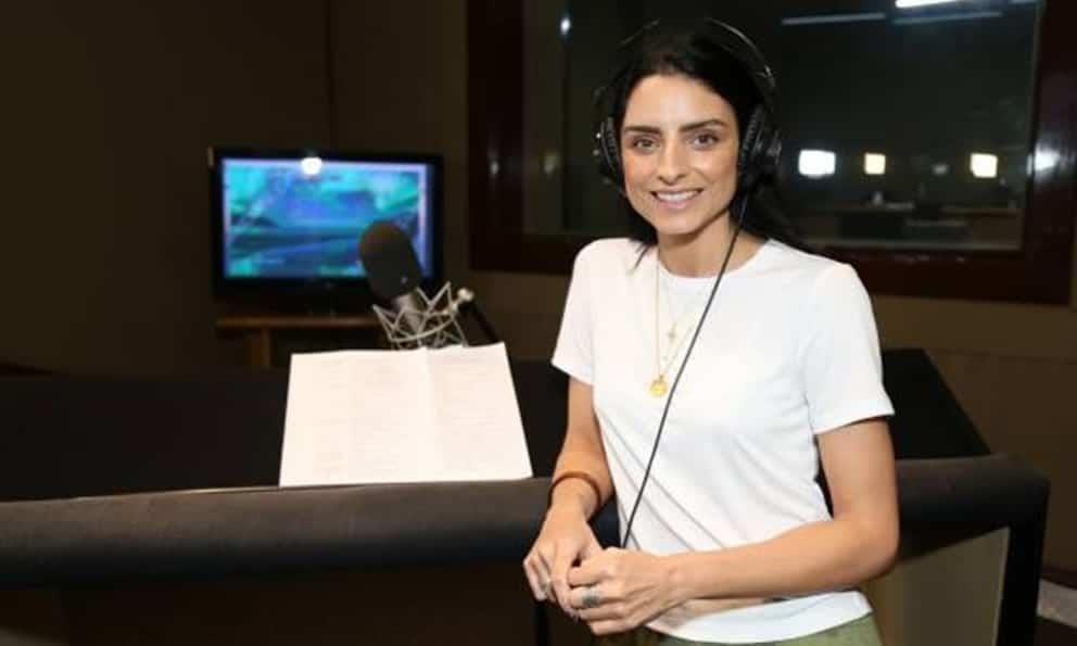 Aislinn Derbez narra la serie Siete mundos, un planeta