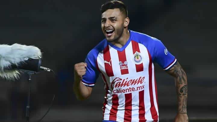 Alexis Vega, de Chivas, tiene COVID-19 Alexis Vega, de Chivas, tiene COVID-19