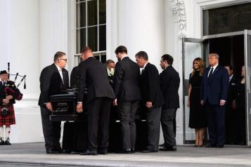 Celebra Trump funeral de su hermano en la Casa Blanca