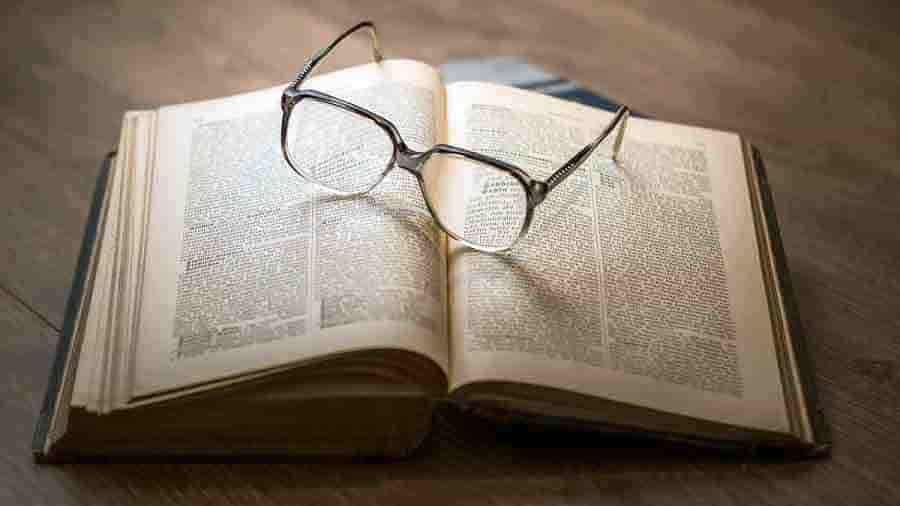 Abre UNAM análisis sobre el libro y la lectura Abre UNAM análisis sobre el libro y la lectura