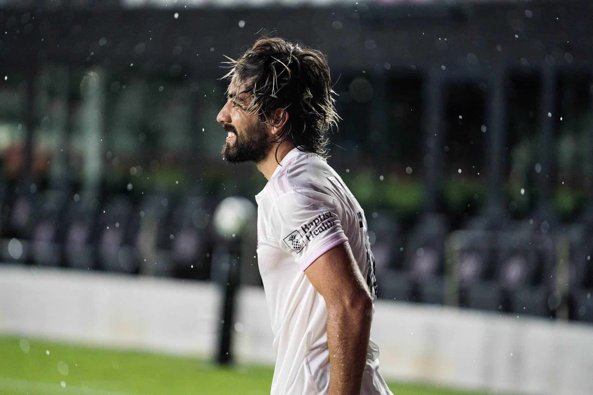 Rodolfo Pizarro sí concentrará con la Selección Mexicana Rodolfo Pizarro sí concentrará con la Selección Mexicana