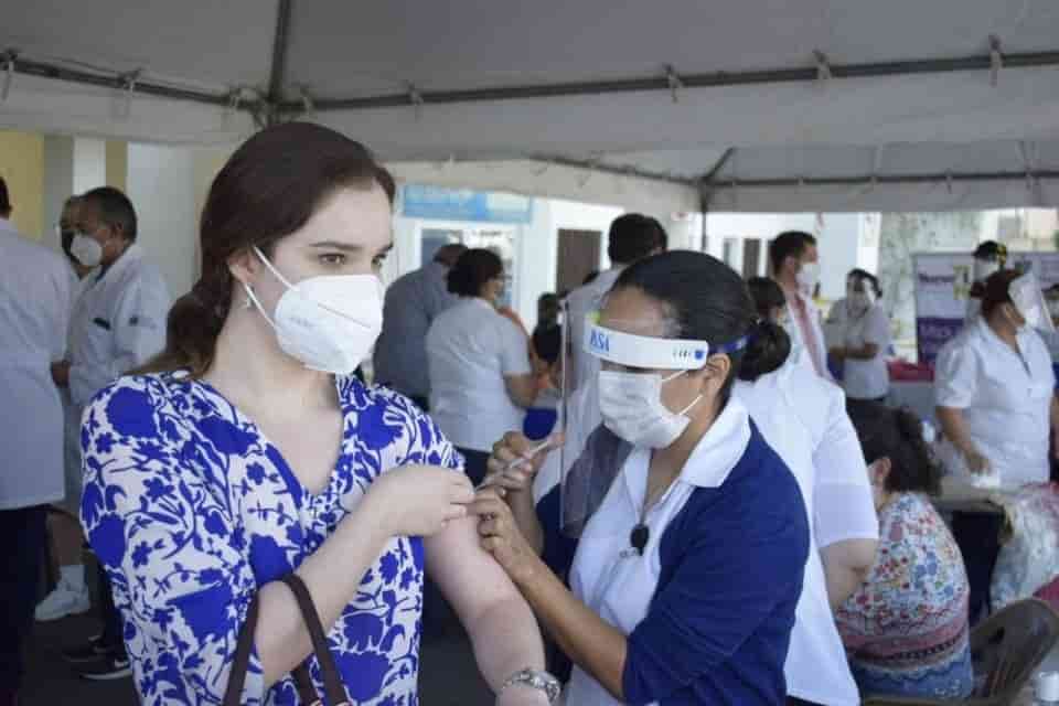 Se disparan aplicaciones de vacuna contra la influenza Se disparan aplicaciones de vacuna contra la influenza