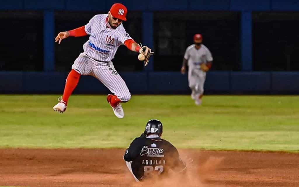 Repite Aguilas dosis y vencen a Sultanes Repite Aguilas dosis y vencen a Sultanes