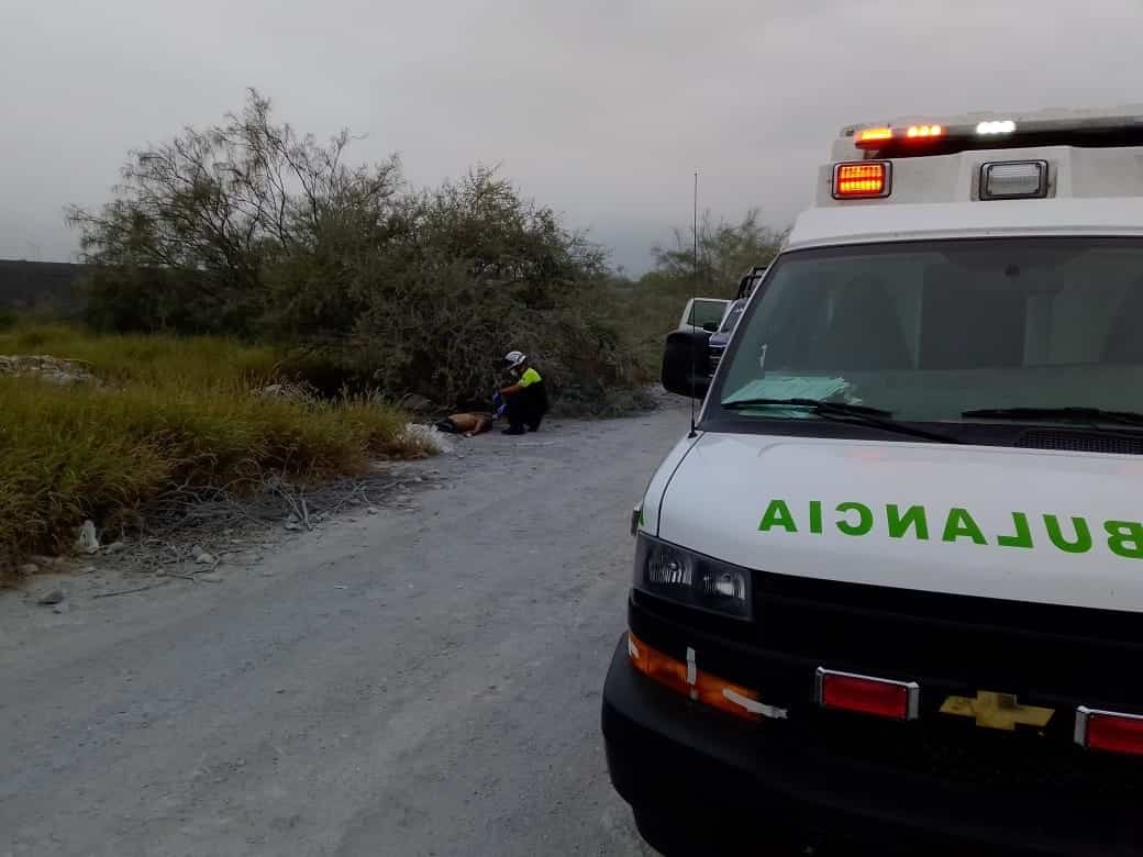 Hallan a asesinado cerca de las vías del tren Hallan a asesinado cerca de las vías del tren