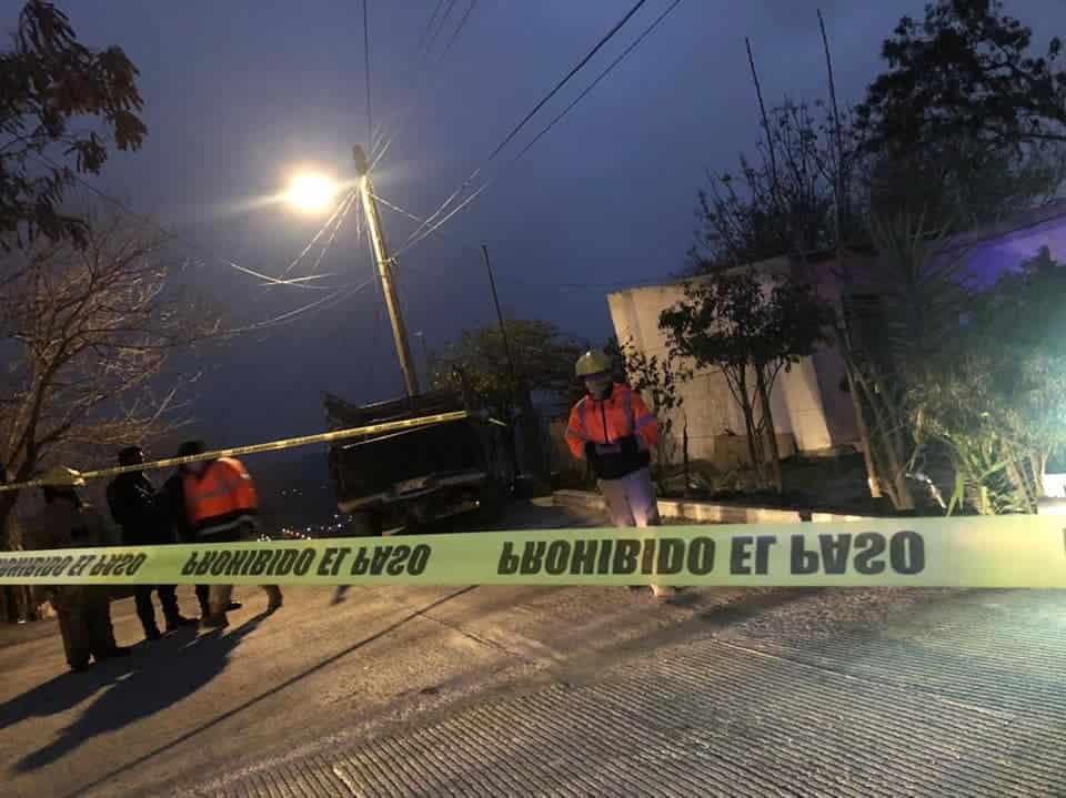 Muere mujer al quemarse su casa Muere mujer al quemarse su casa