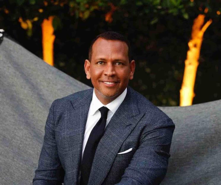 Reaparece Alex Rodriguez tras ruptura con JLo Reaparece Alex Rodriguez tras ruptura con JLo