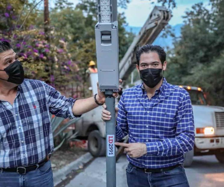 Colocan en Santiago luminarias LED