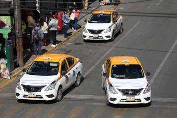 Solicitan diputados locales actualizar tarifas de taxis