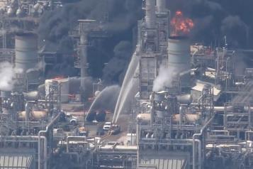 Env&iacute;a Pemex equipos de emergencia a refiner&iacute;a de Deer Park