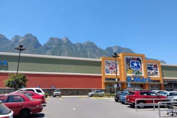 Amenaza de bomba causa gran movilización en Cumbres