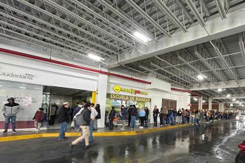 Atender&aacute; INE hasta las 20:00 hrs este lunes, ma&ntilde;ana ser&aacute; con ficha