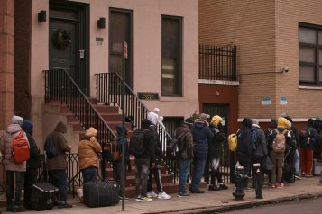 Sufre Nueva York aumento en el porcentaje de migrantes