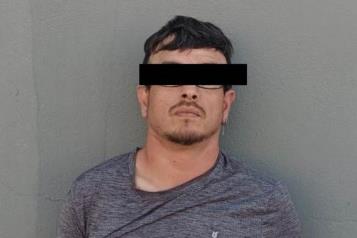 Amenaza con cuchillo en mano a su pareja y lo detienen.