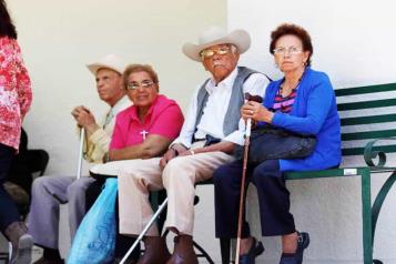 Avanza reforma para poder pensionarse a los 65 a&ntilde;os