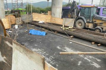 Fallece tras sufrir ca&iacute;da de puente en construcci&oacute;n