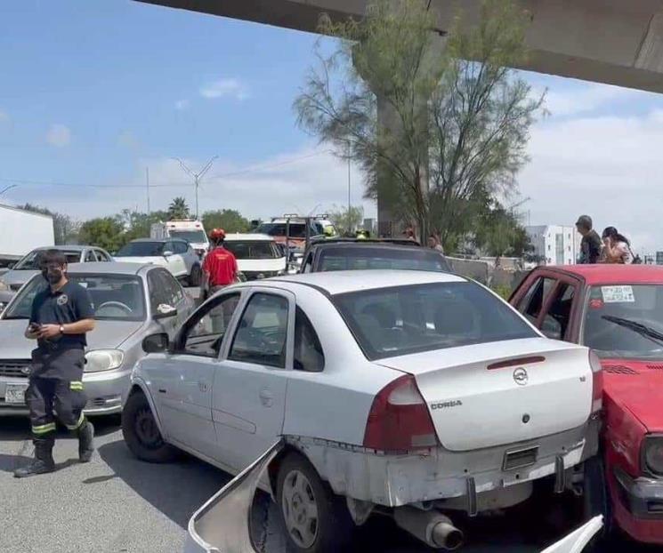 Choque múltiple en Constitución deja 2 lesionados