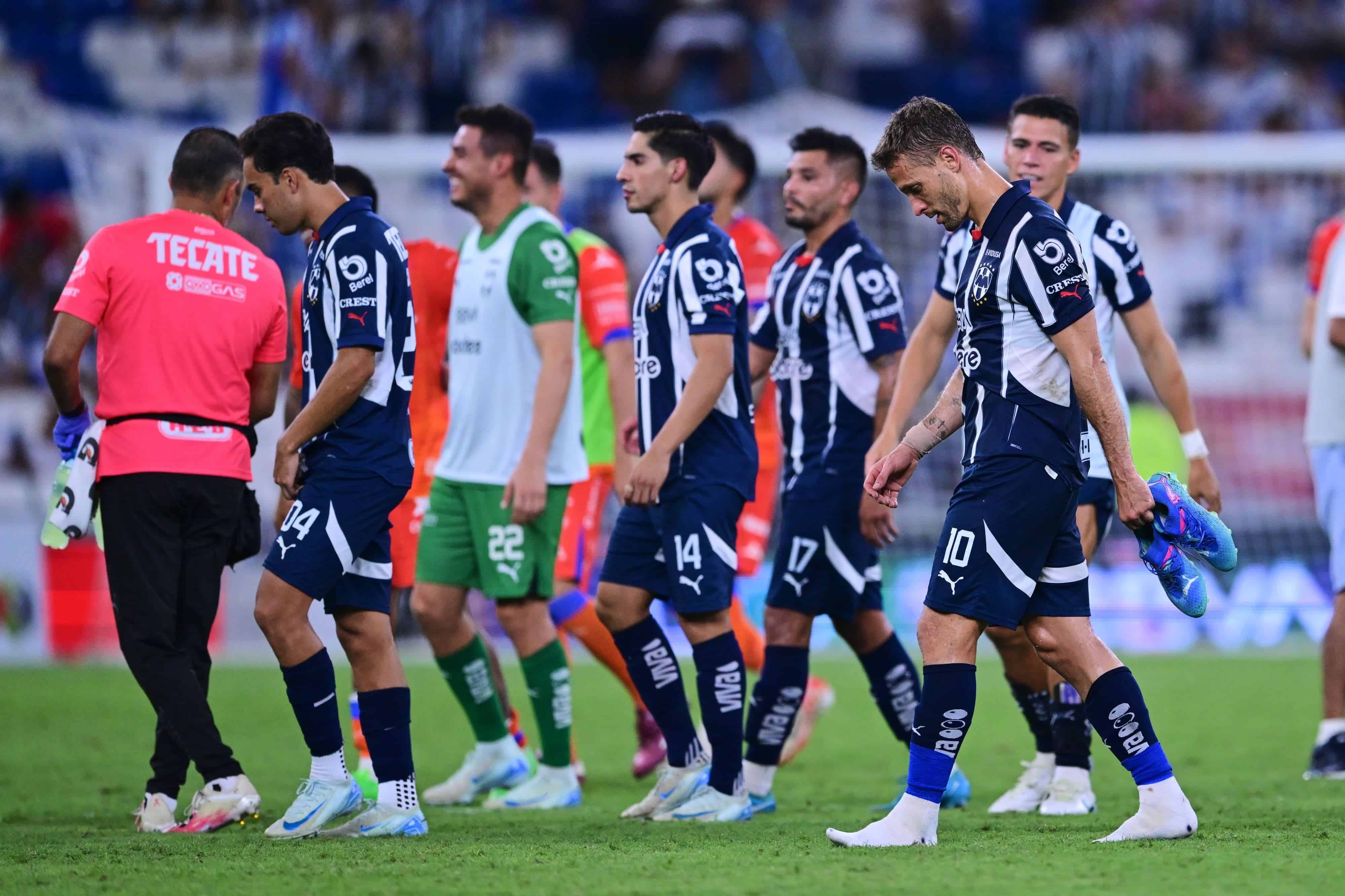 Rayados rescata el empate en casa.