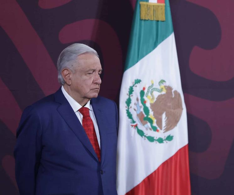 AMLO despide a su Gabinete de Seguridad con mariachis y tamales