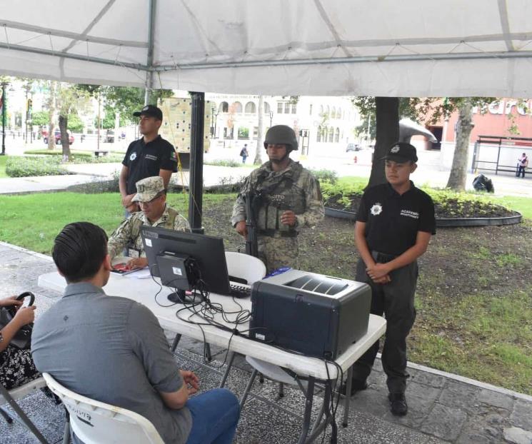 Inician Monterrey y la Sedena canje de armas por vales de despensa