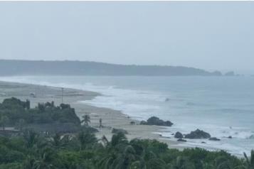 Hurac&aacute;n John deja deslaves y cierre de caminos en Oaxaca