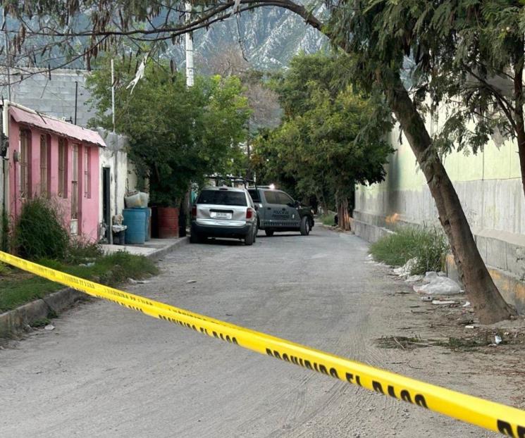 Ejecutan a dos mujeres en calles de Santa Catarina