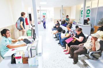 Destaca Zo&eacute; Robledo rehabilitaci&oacute;n de hospitales