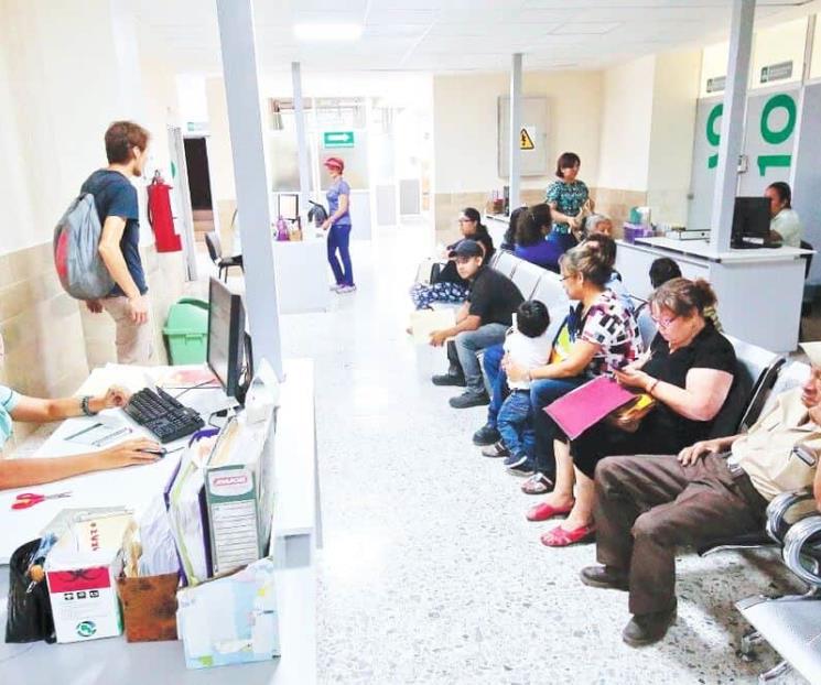 Destaca Zoé Robledo rehabilitación de hospitales