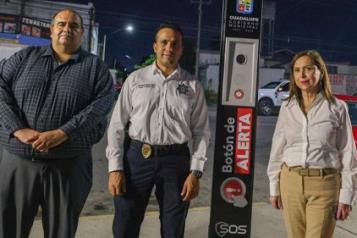 Recorre Cristina lugares donde est&aacute;n los CAI