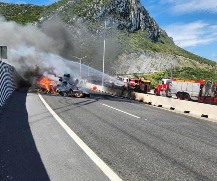 Provoca tráiler carambola en la Autopista a Saltillo, hay 6 muertos