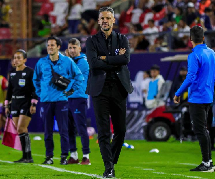 Pide Demichelis paciencia a la afición de Rayados