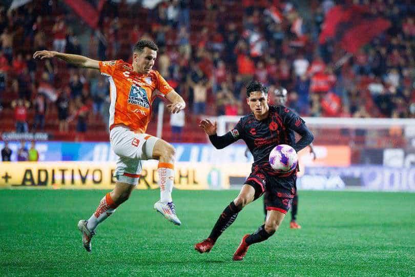 Se imponen los Xolos al Pachuca y los hunden