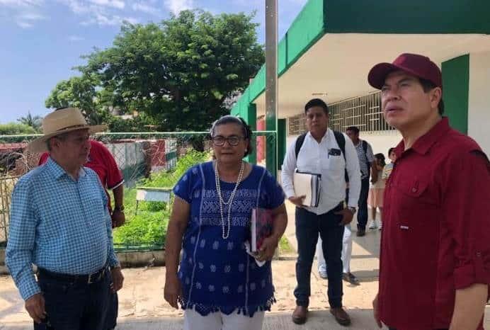 Huracán John daña escuelas de Acapulco