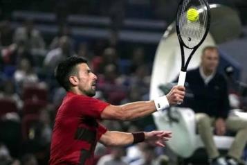 Avanza Djokovic a semifinales en M&aacute;sters de Shangh&aacute;i 