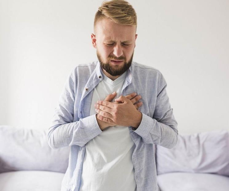 Haz tu propio antiácido natural con papa, agua y bicarbonato