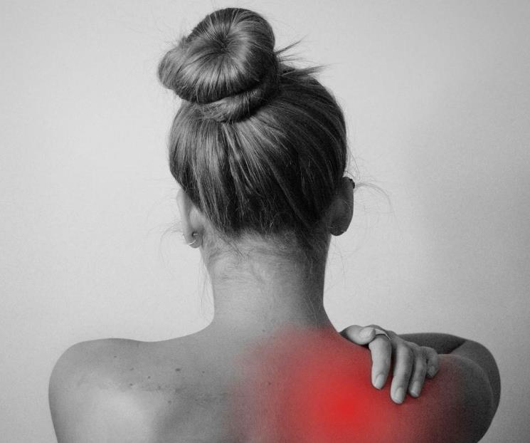 ¿Qué es y cuáles son los síntomas de la fibromialgia?