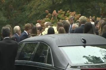Familiares se re&uacute;nen para el funeral de Ethel Kennedy