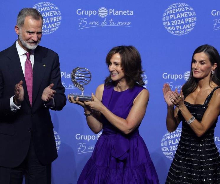 Recibe Premio Planeta de novela Paloma Sánchez-Garnica