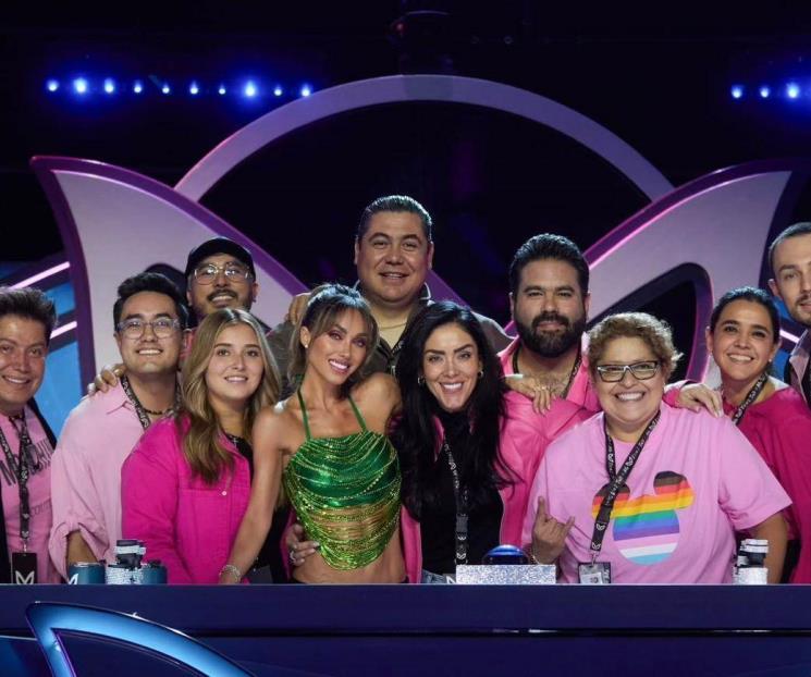 Regresa Anahí a la TV con el show ¿Quién es la máscara?