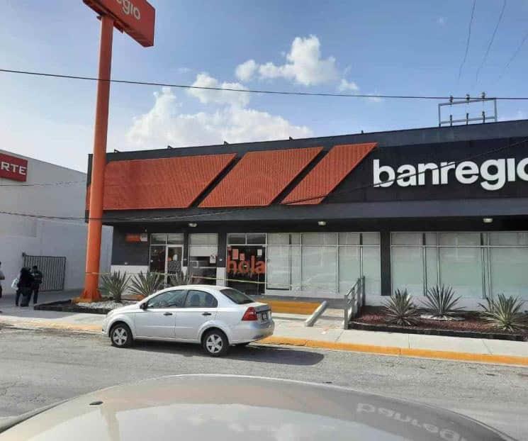 Sale del banco y le roban $180 mil