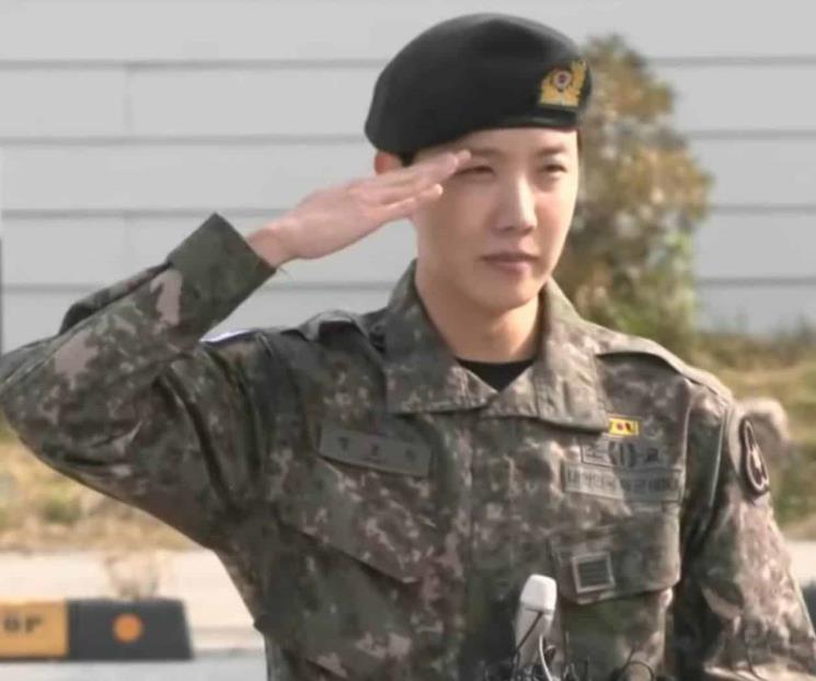 J-Hope de BTS termina su servicio militar en Corea del Sur