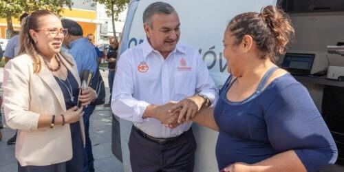 Invita Héctor García a aprovechar el subsidio de Agua y Drenaje