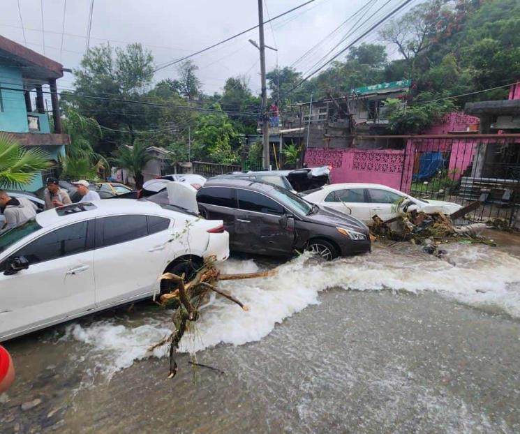 Deja lluvia 3 muertos y desastre