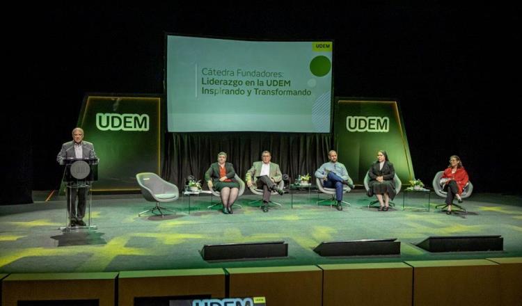 Abordan en Cátedra Fundadores el papel del liderazgo en la UDEM