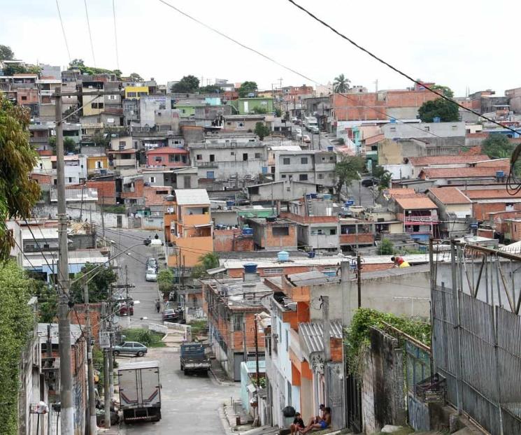 Atrapados en la pobreza, 45.8% de niños y jóvenes