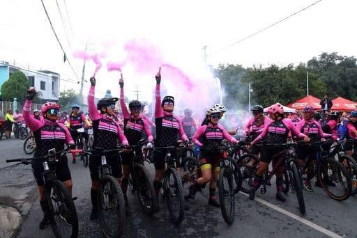 Promueve SN la prevención del cáncer de mama con la ´Marea Rosa´