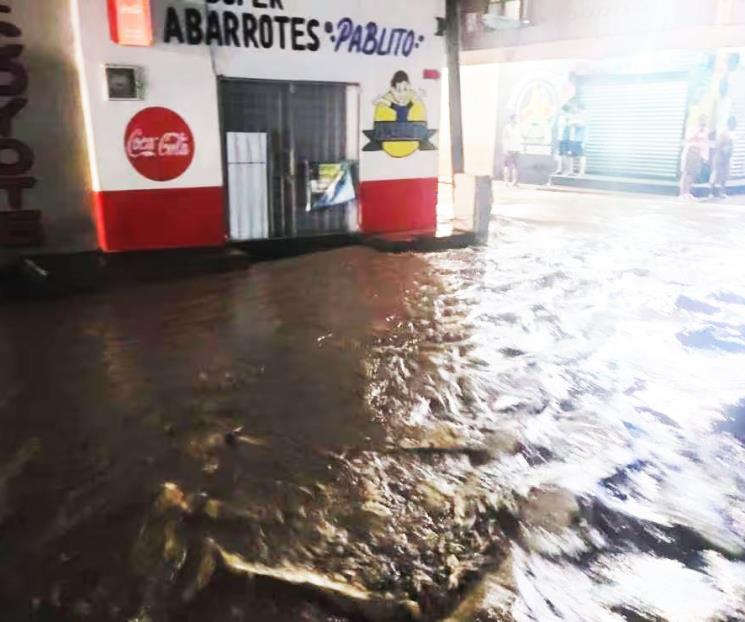 Deja tormenta Nadine y frente frío muertos e inundaciones