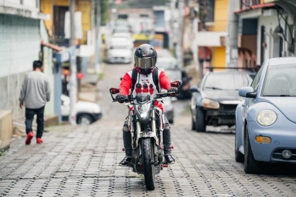 ¿De cuánto es la multa por no tener seguro de moto?