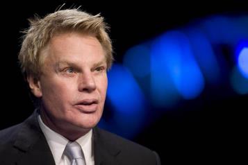 Acusan a el exdirector de Abercrombie, de tráfico sexual