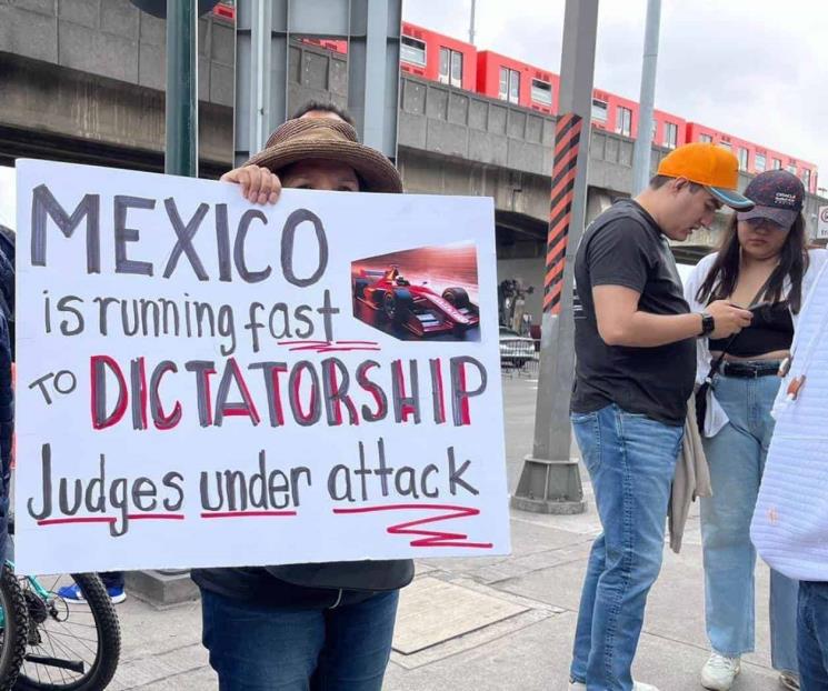 Protestan contra la Reforma Judicial afuera del GP de México