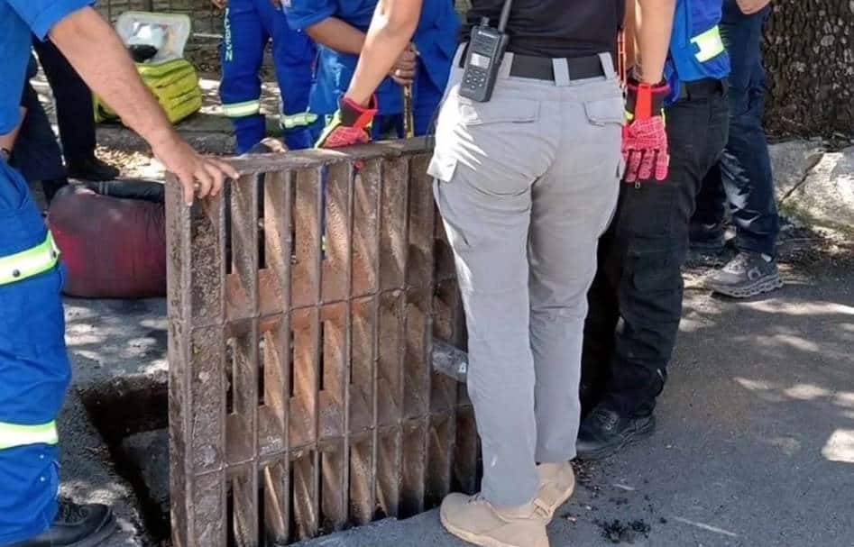 Toda una aventura es la que experimentó, un hombre originario de Oaxaca que actualmente vive en condiciones de calles, al terminar atrapado en los túneles del drenaje pluvial del municipio de San Nicolás.